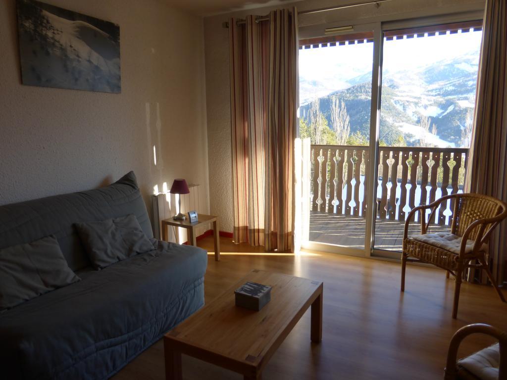 Panoramic 19 Apartment Barcelonnette Room photo